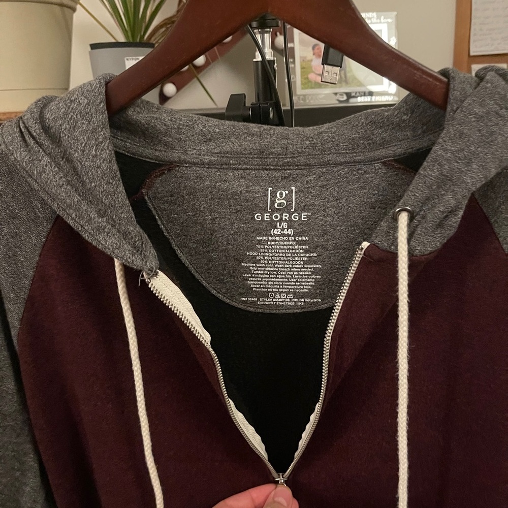 George Maroon Jacket - Picture 2 of 2